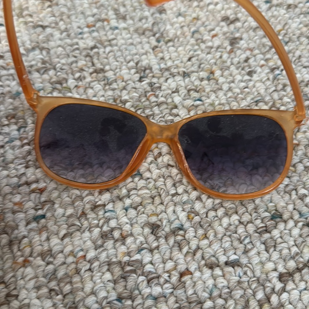 new - Picture 2 of 3